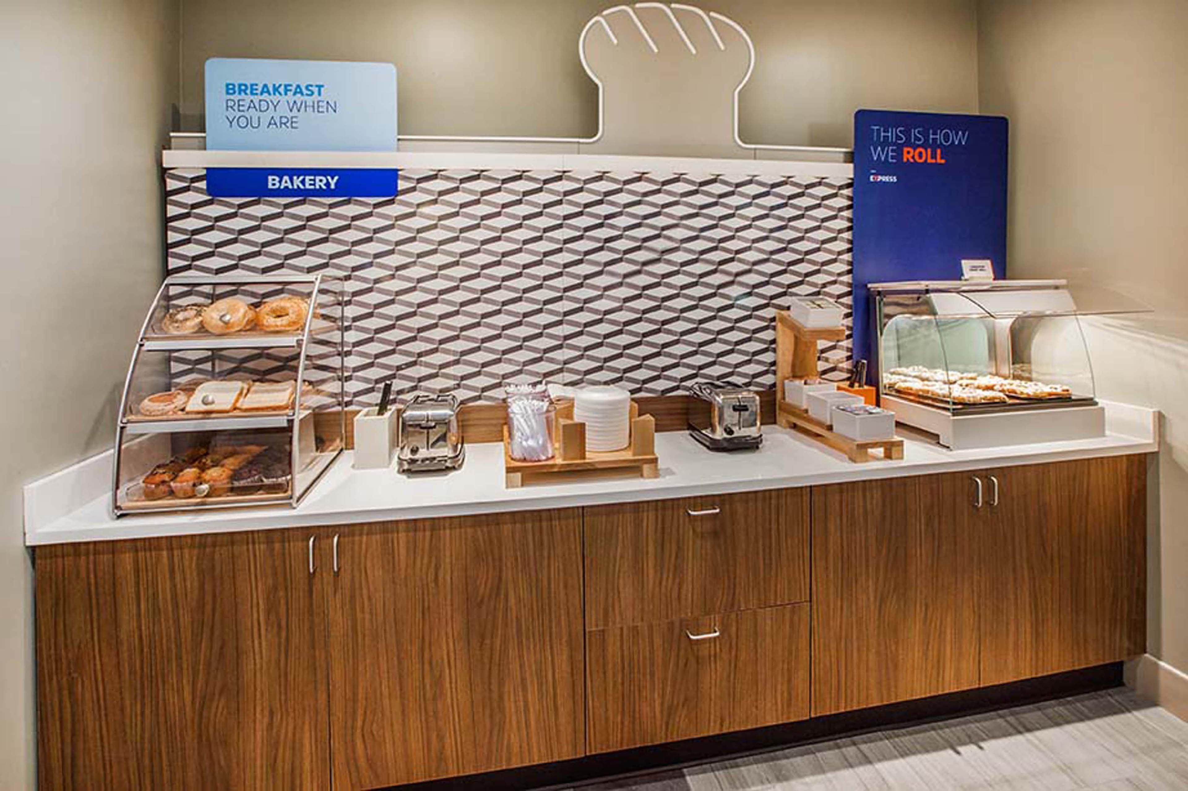 Holiday Inn Express & Suites San Diego - Mission Valley By Ihg Kültér fotó